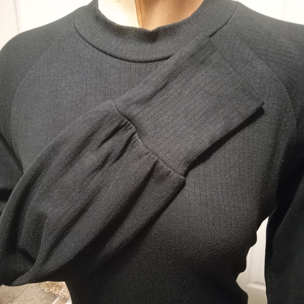 Steve Madden Sweater Knit Black Dress with Belt Ties. New Sz M - Picture 3 of 9
